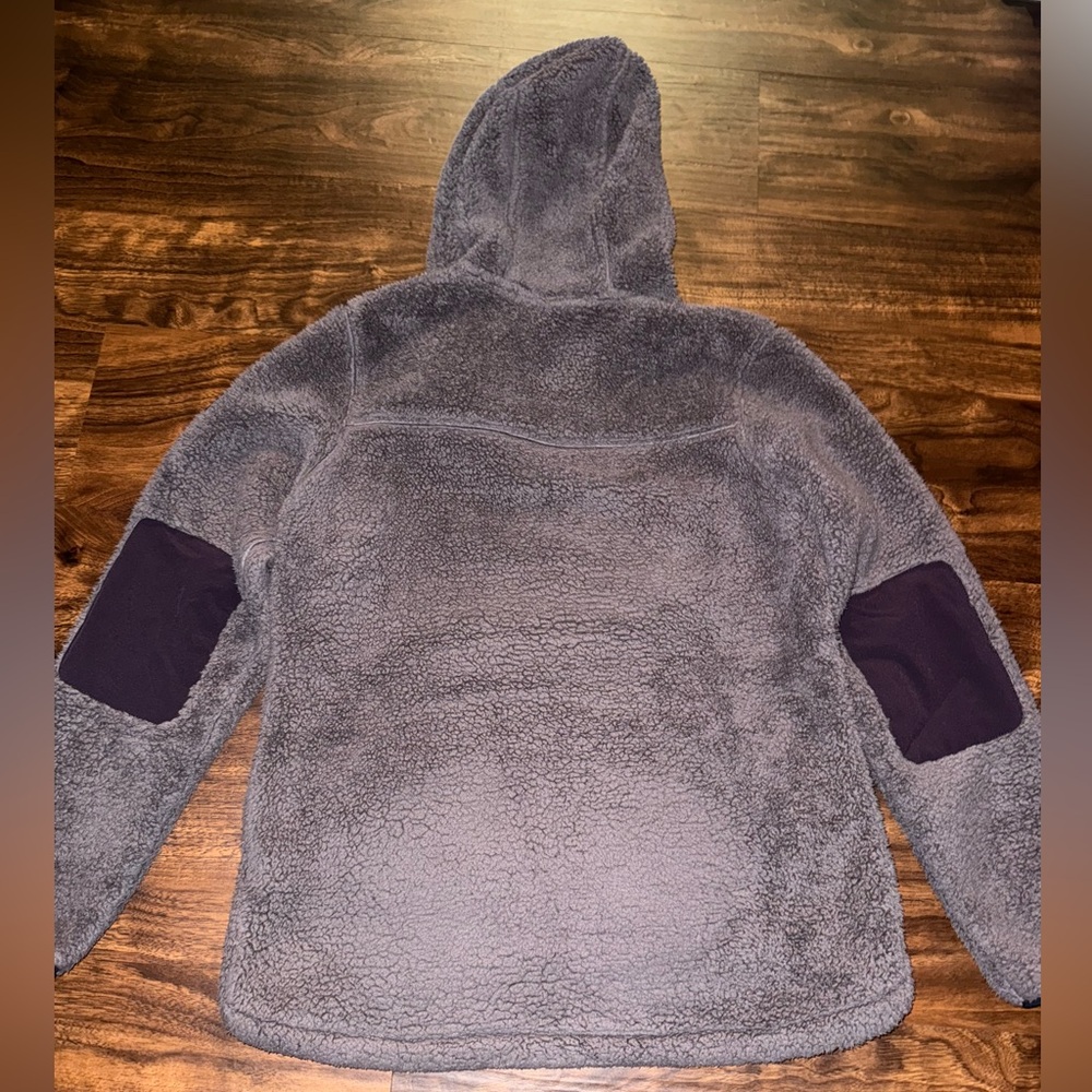 The North Face Purple Fleece Hoodie - Picture 5 of 6